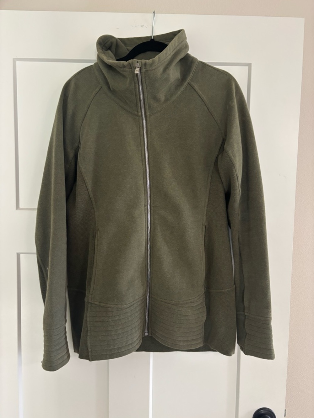 Lululemon Radiant Olive Full-Zip Fleece Jacket - Women